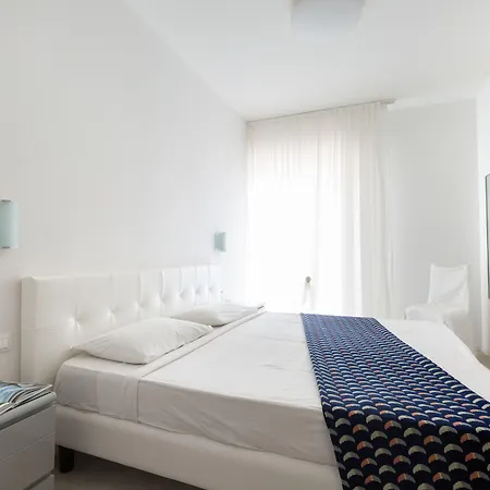 Hotel Bianco 3*