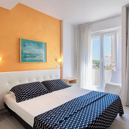 Bianco Hotel 3*